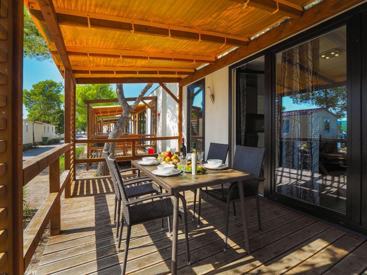 Mediteran Travel Mobile Homes Solaris Brodarica  Eksteriør billede